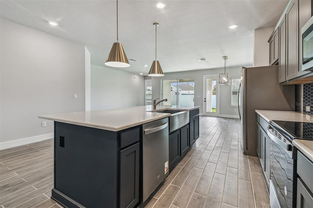 En Venta: $599,990 (6 camas, 5 baños, 3061 Pies cuadrados)