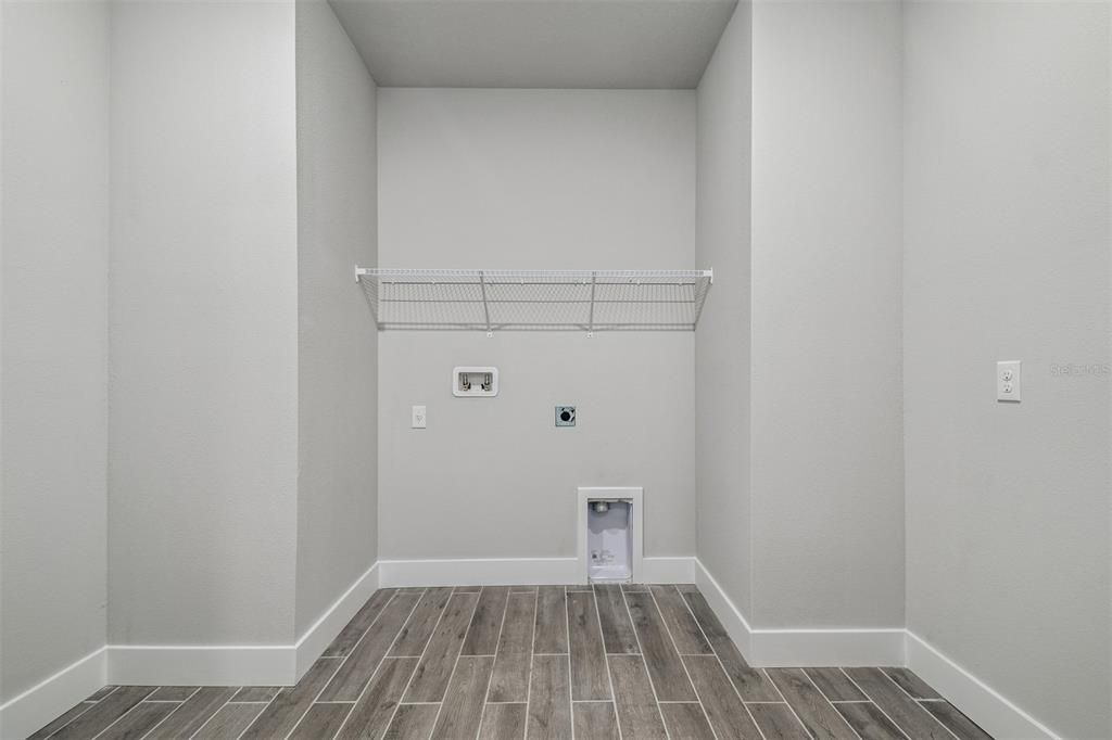 En Venta: $599,990 (6 camas, 5 baños, 3061 Pies cuadrados)