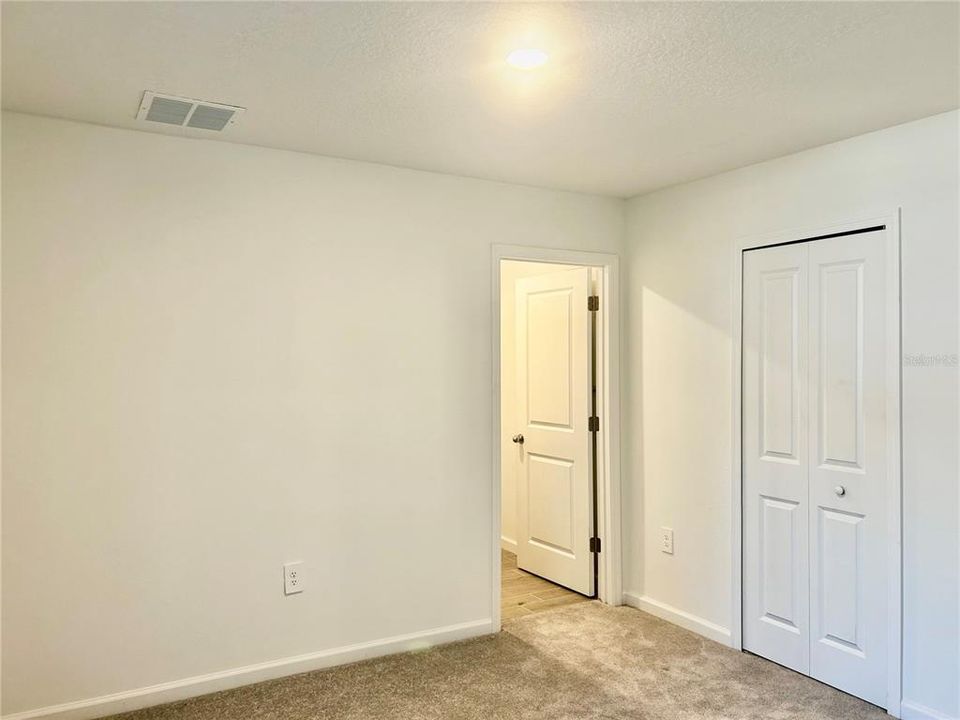 For Rent: $1,900 (3 beds, 2 baths, 1782 Square Feet)