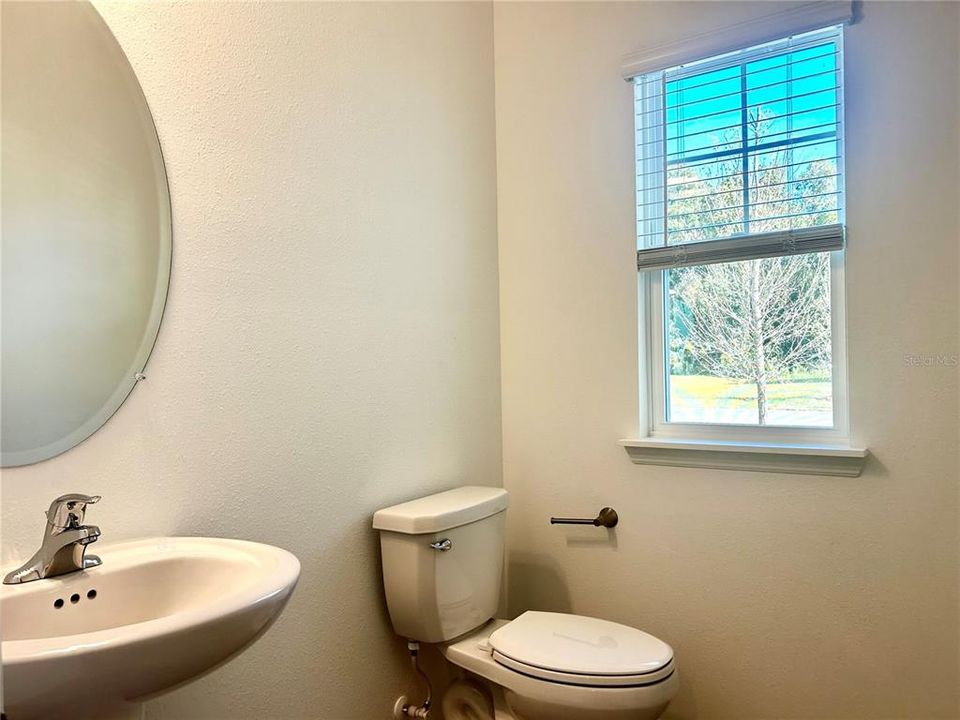 For Rent: $1,900 (3 beds, 2 baths, 1782 Square Feet)