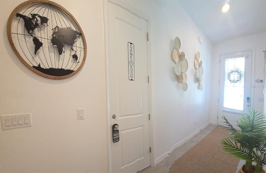 For Rent: $2,500 (3 beds, 2 baths, 1622 Square Feet)