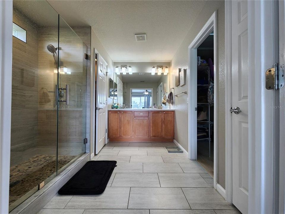 For Sale: $315,000 (3 beds, 2 baths, 1864 Square Feet)