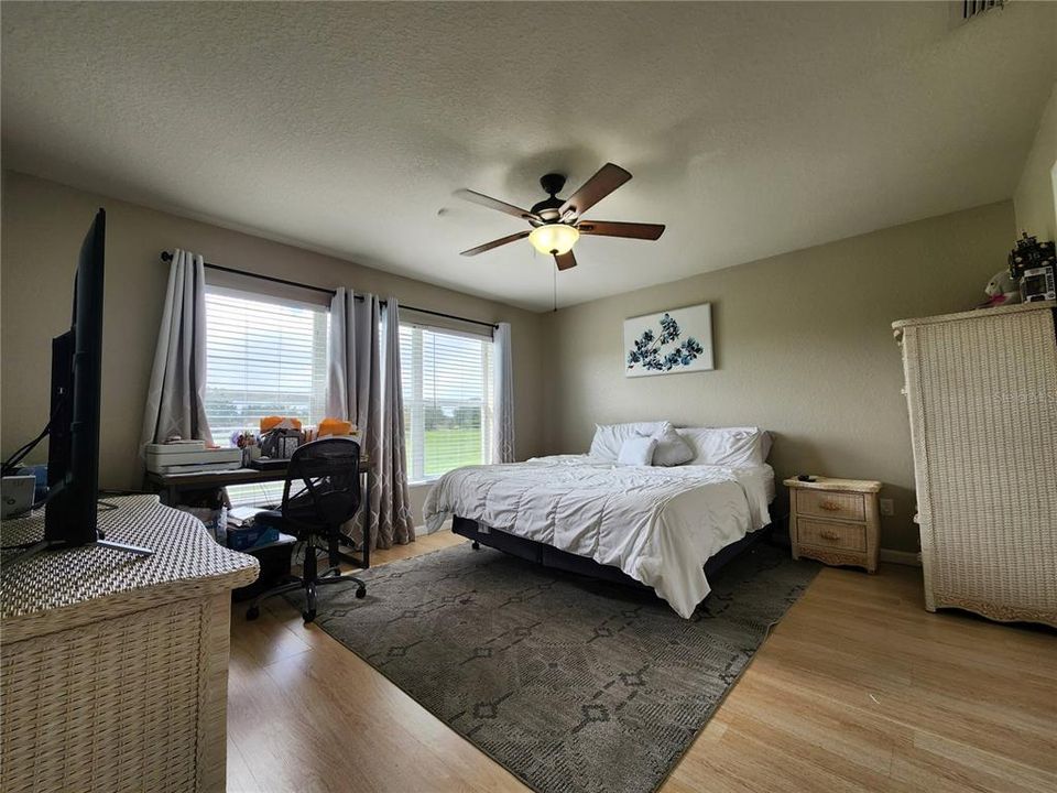 For Sale: $315,000 (3 beds, 2 baths, 1864 Square Feet)