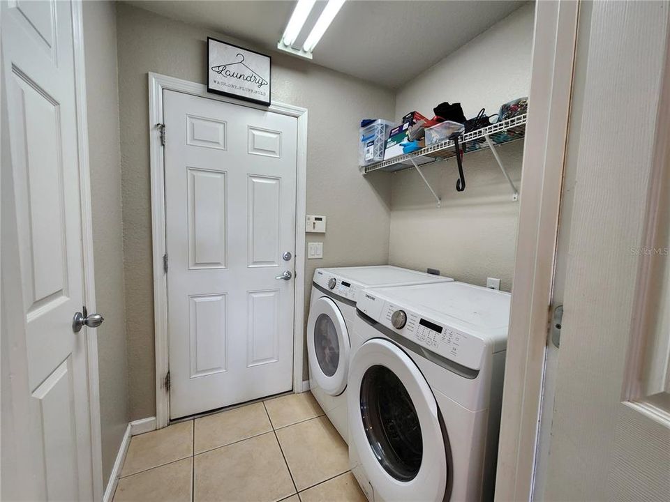 For Sale: $315,000 (3 beds, 2 baths, 1864 Square Feet)