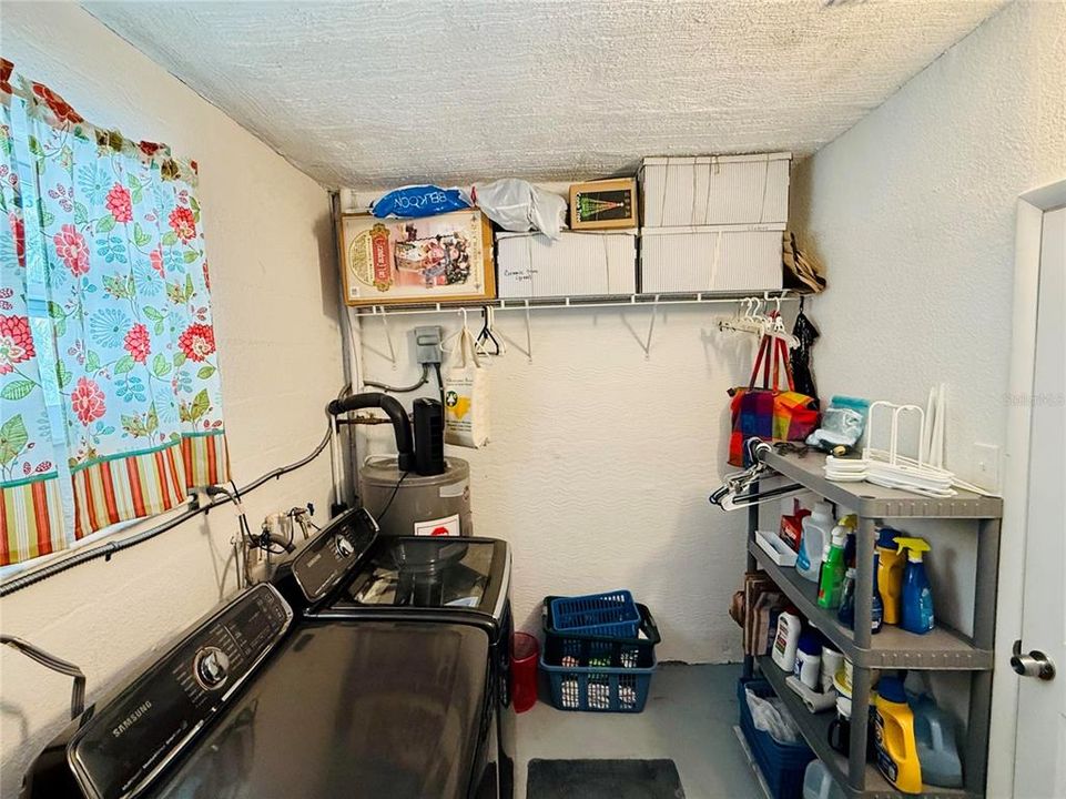 En Venta: $464,900 (3 camas, 2 baños, 1348 Pies cuadrados)