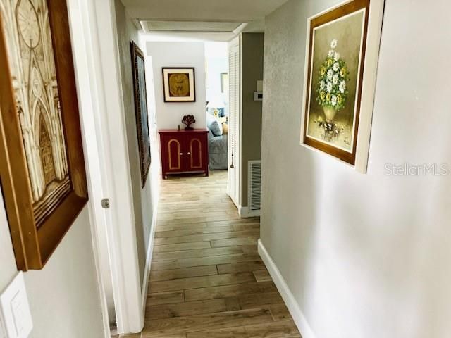 En Venta: $464,900 (3 camas, 2 baños, 1348 Pies cuadrados)