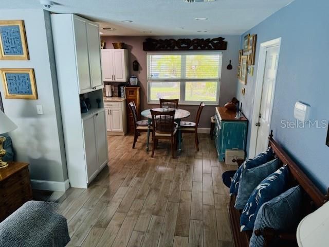 En Venta: $464,900 (3 camas, 2 baños, 1348 Pies cuadrados)