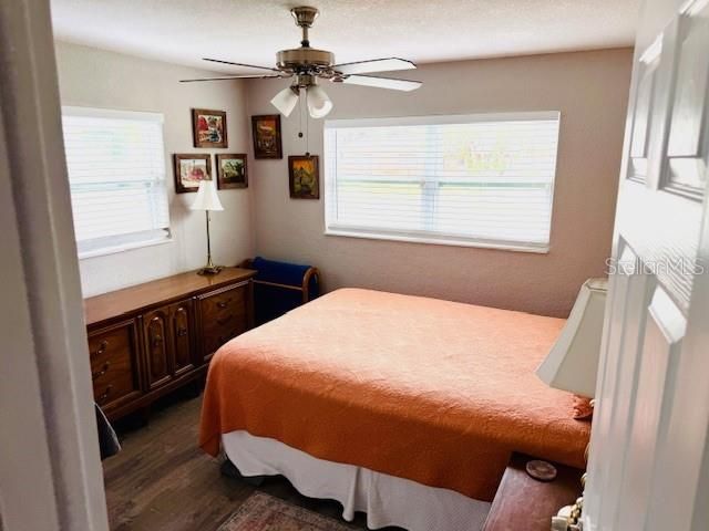 En Venta: $464,900 (3 camas, 2 baños, 1348 Pies cuadrados)