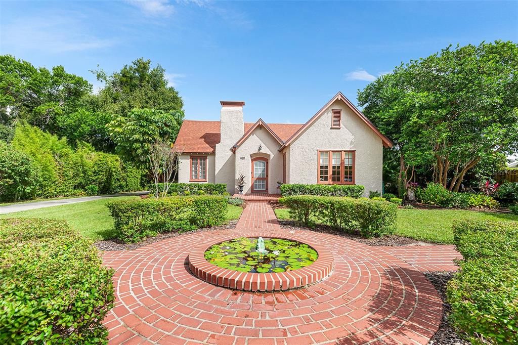 最近售出: $410,000 (2 贝兹, 3 浴室, 1354 平方英尺)