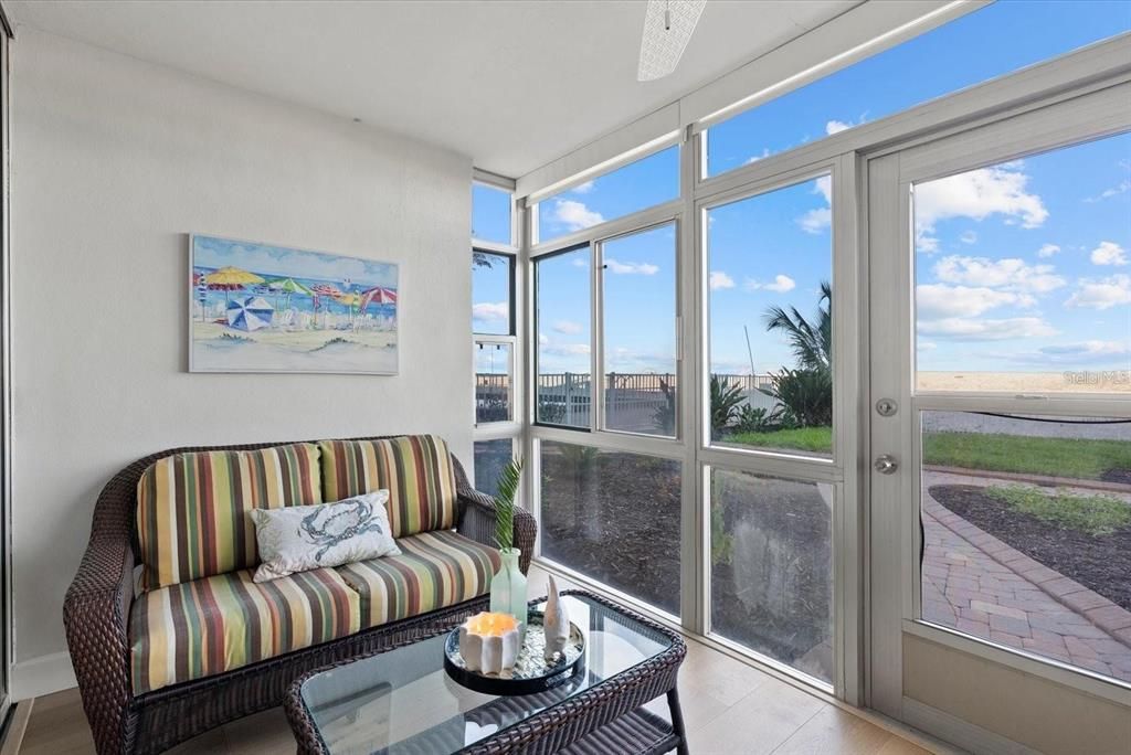 出租: $6,500 (2 贝兹, 2 浴室, 1340 平方英尺)