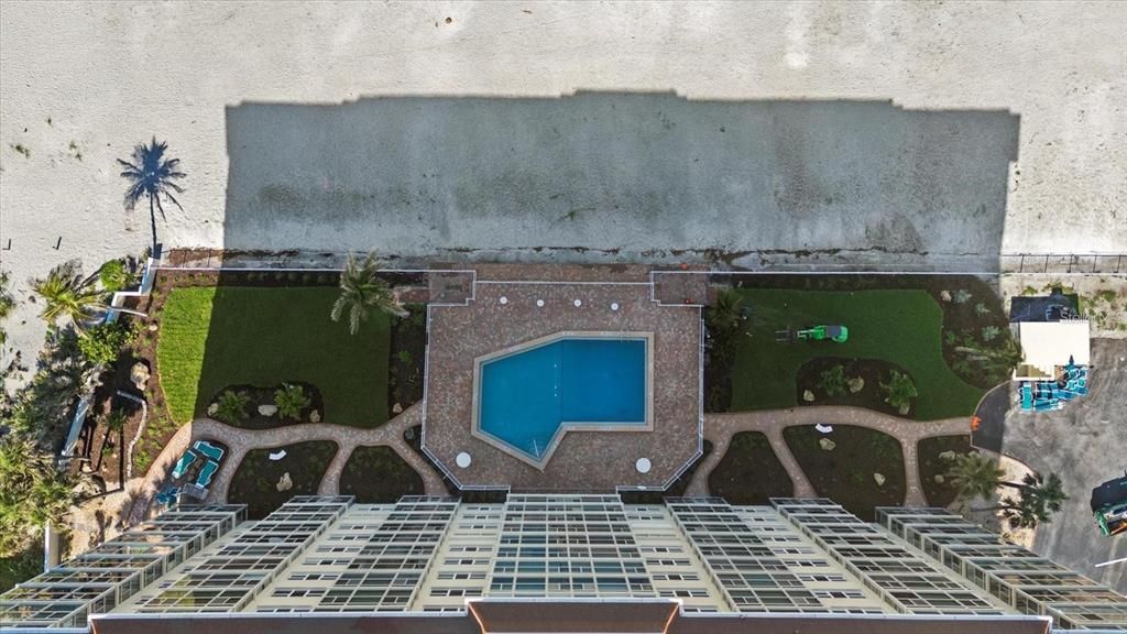 出租: $6,500 (2 贝兹, 2 浴室, 1340 平方英尺)