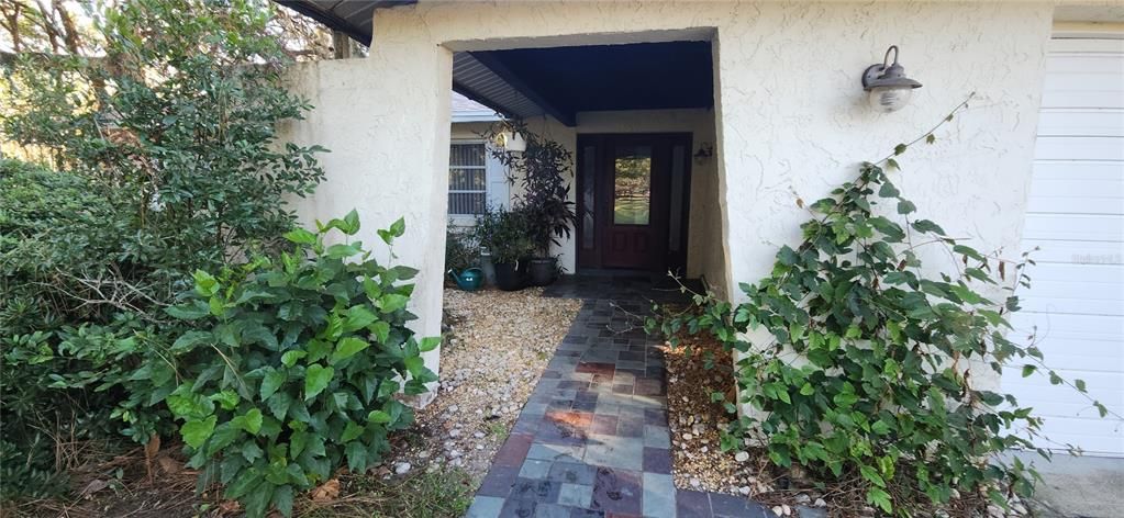 Active With Contract: $589,000 (3 beds, 2 baths, 1634 Square Feet)