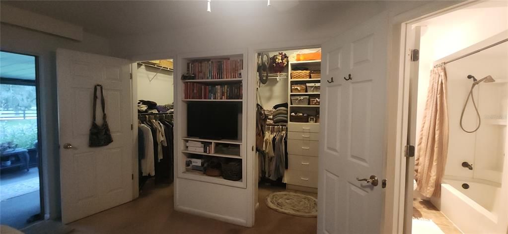 Active With Contract: $589,000 (3 beds, 2 baths, 1634 Square Feet)