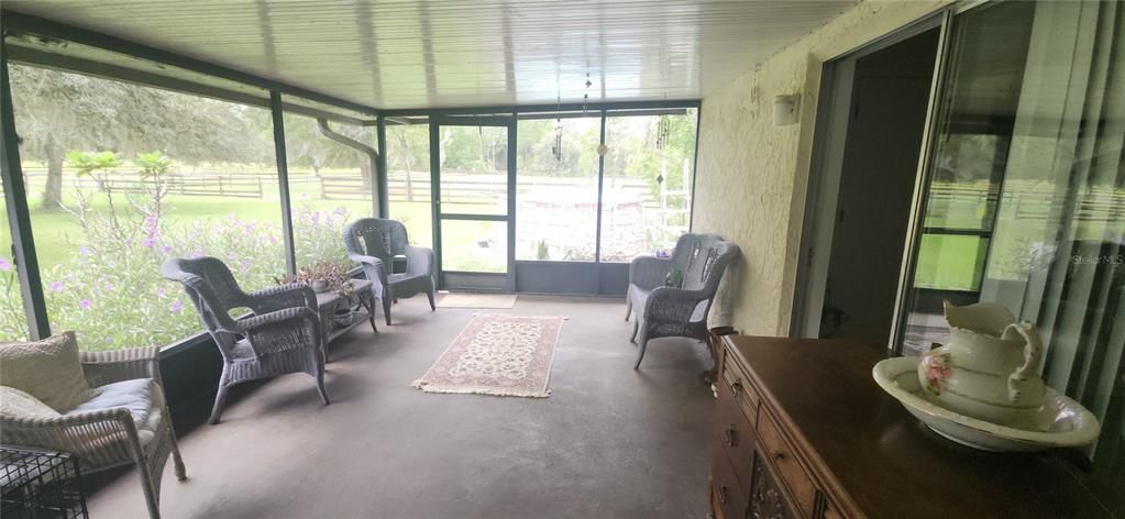 Active With Contract: $589,000 (3 beds, 2 baths, 1634 Square Feet)