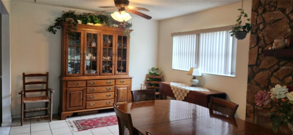 Active With Contract: $589,000 (3 beds, 2 baths, 1634 Square Feet)