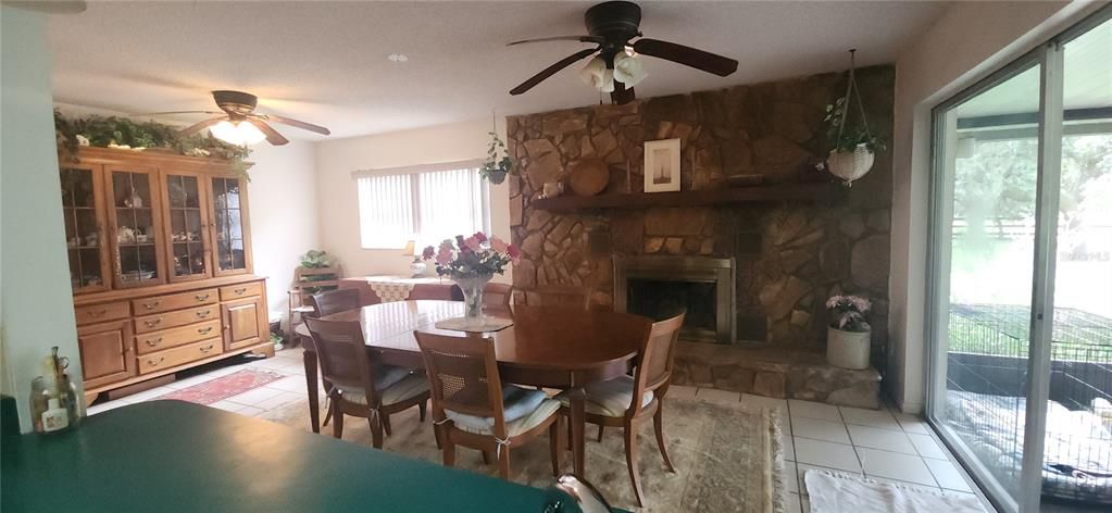 Active With Contract: $589,000 (3 beds, 2 baths, 1634 Square Feet)