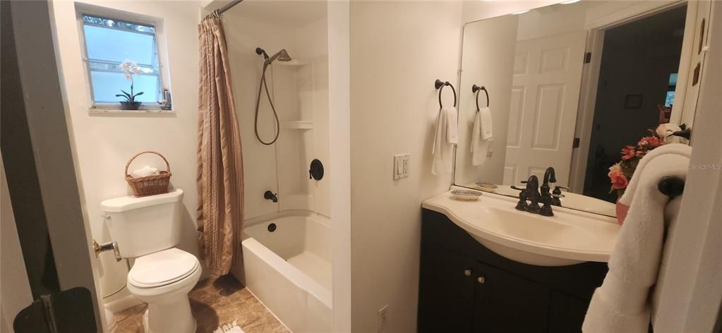 Active With Contract: $589,000 (3 beds, 2 baths, 1634 Square Feet)