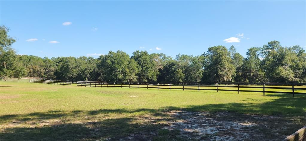 Active With Contract: $589,000 (3 beds, 2 baths, 1634 Square Feet)