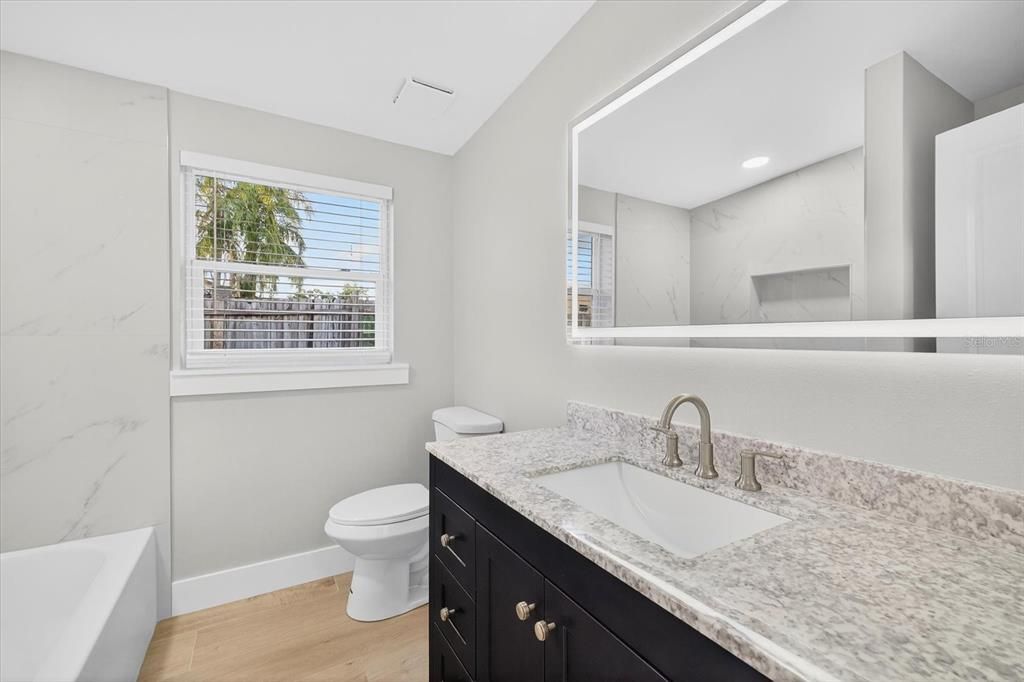 For Sale: $650,000 (5 beds, 3 baths, 2477 Square Feet)