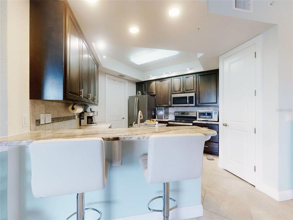 For Sale: $549,000 (2 beds, 2 baths, 1384 Square Feet)