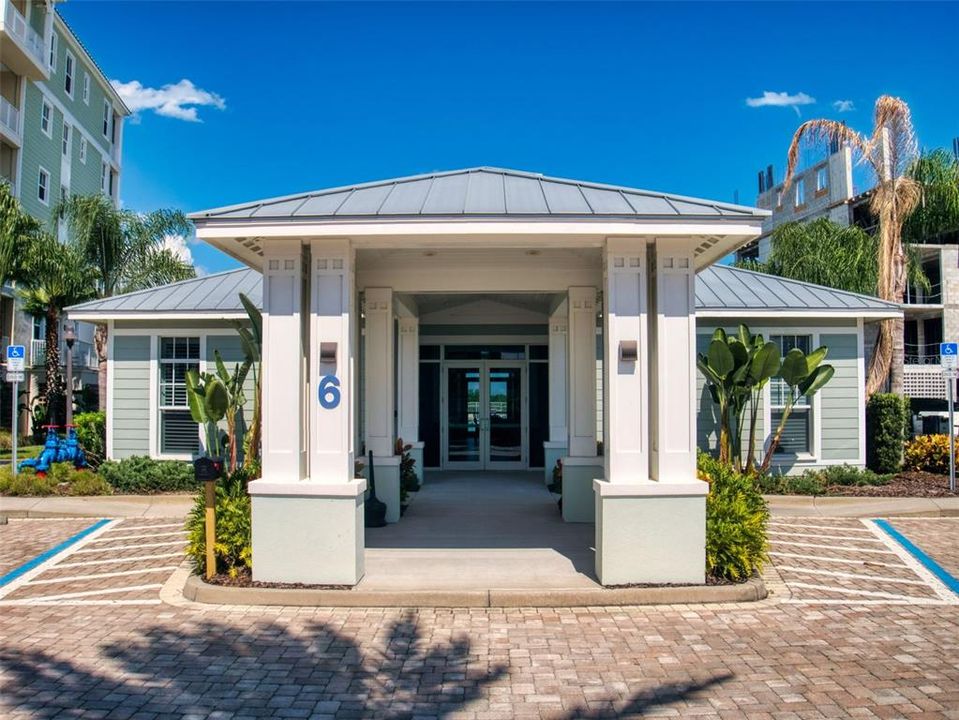 For Sale: $549,000 (2 beds, 2 baths, 1384 Square Feet)