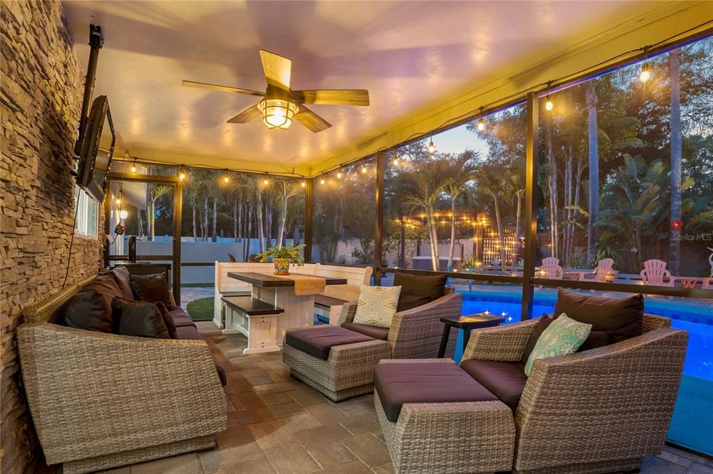 For Rent: $4,950 (3 beds, 2 baths, 1429 Square Feet)