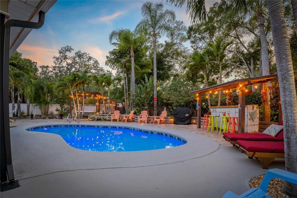 For Rent: $4,950 (3 beds, 2 baths, 1429 Square Feet)