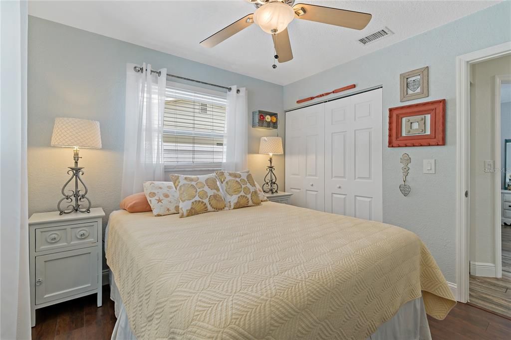 For Rent: $4,950 (3 beds, 2 baths, 1429 Square Feet)