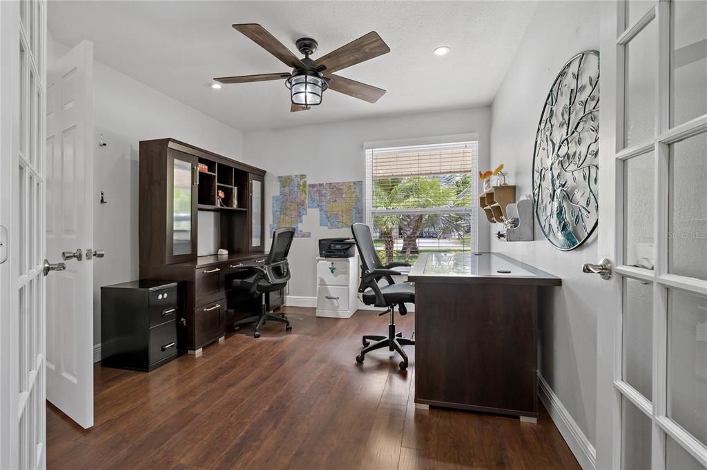 For Rent: $4,950 (3 beds, 2 baths, 1429 Square Feet)