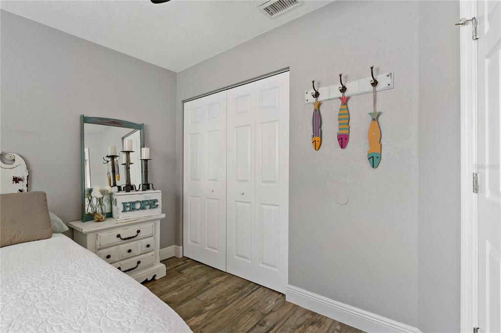 For Rent: $4,950 (3 beds, 2 baths, 1429 Square Feet)