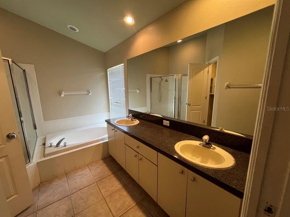 En Renta: $2,650 (3 camas, 2 baños, 1909 Pies cuadrados)