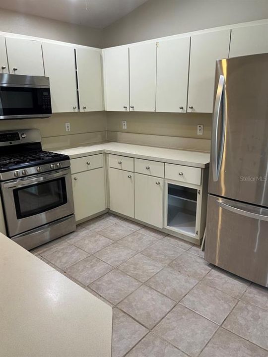 En Renta: $2,650 (3 camas, 2 baños, 1909 Pies cuadrados)