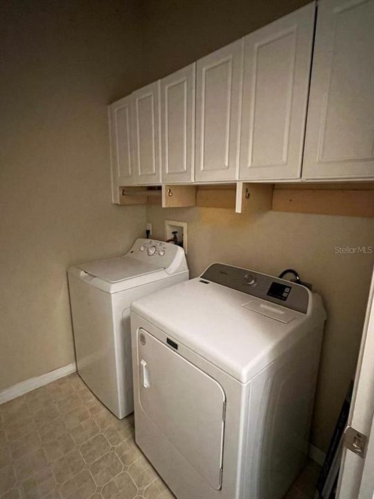 En Renta: $2,650 (3 camas, 2 baños, 1909 Pies cuadrados)