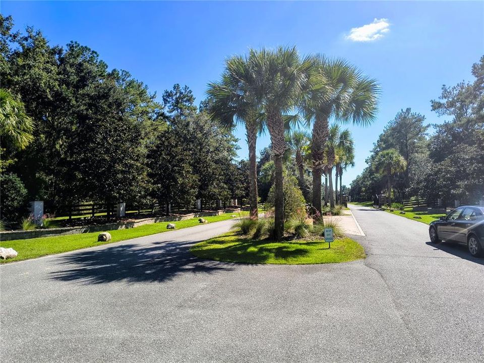 En Venta: $120,000 (3.07 acres)