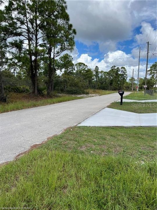 На продажу: $17,000 (0.23 acres)