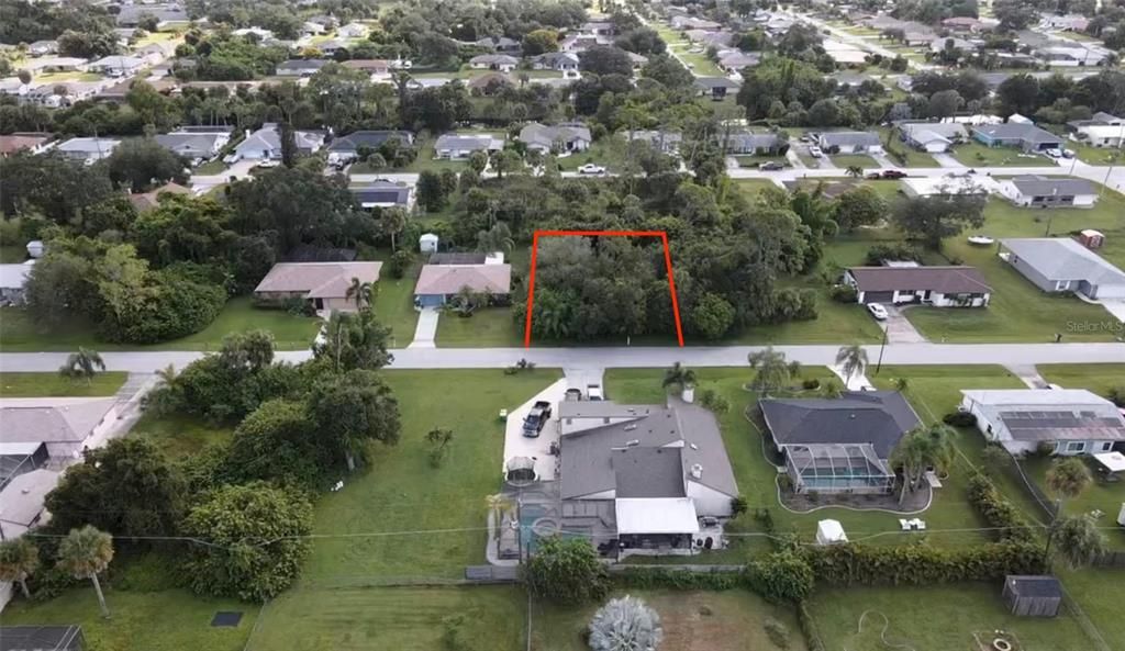 Activo con contrato: $20,000 (0.23 acres)