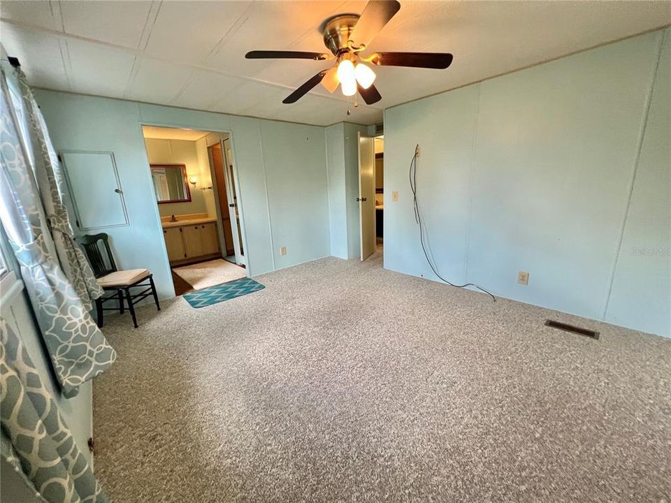 На продажу: $89,000 (2 спален, 2 ванн, 864 Квадратных фут)