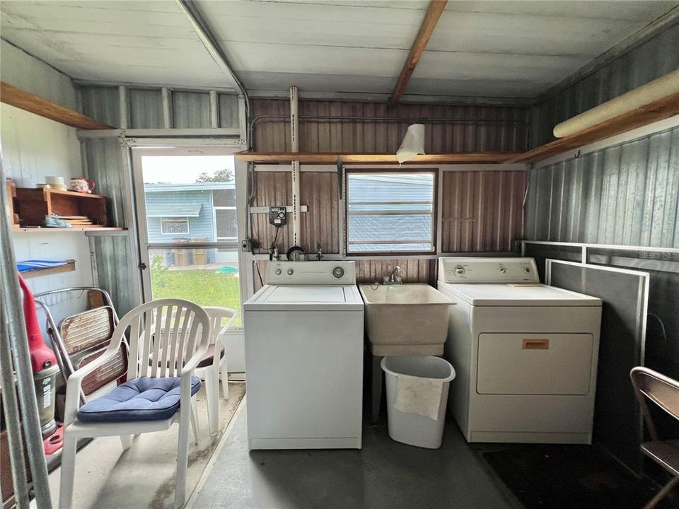 На продажу: $89,000 (2 спален, 2 ванн, 864 Квадратных фут)