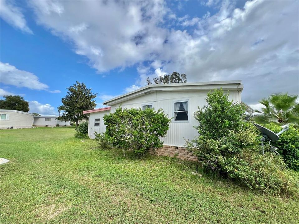 На продажу: $89,000 (2 спален, 2 ванн, 864 Квадратных фут)