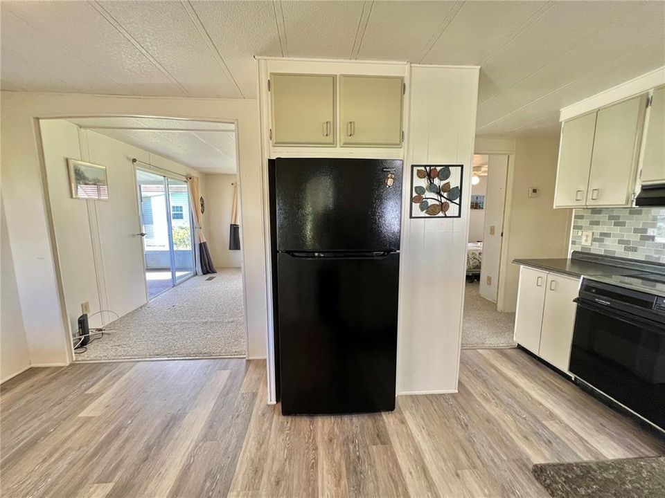 На продажу: $89,000 (2 спален, 2 ванн, 864 Квадратных фут)