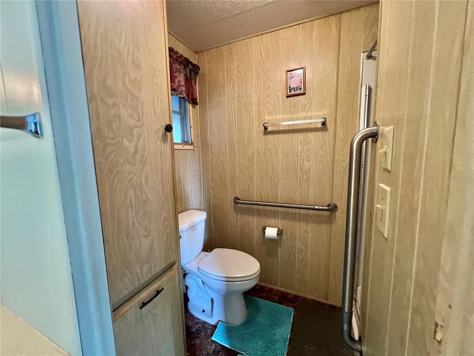 На продажу: $89,000 (2 спален, 2 ванн, 864 Квадратных фут)