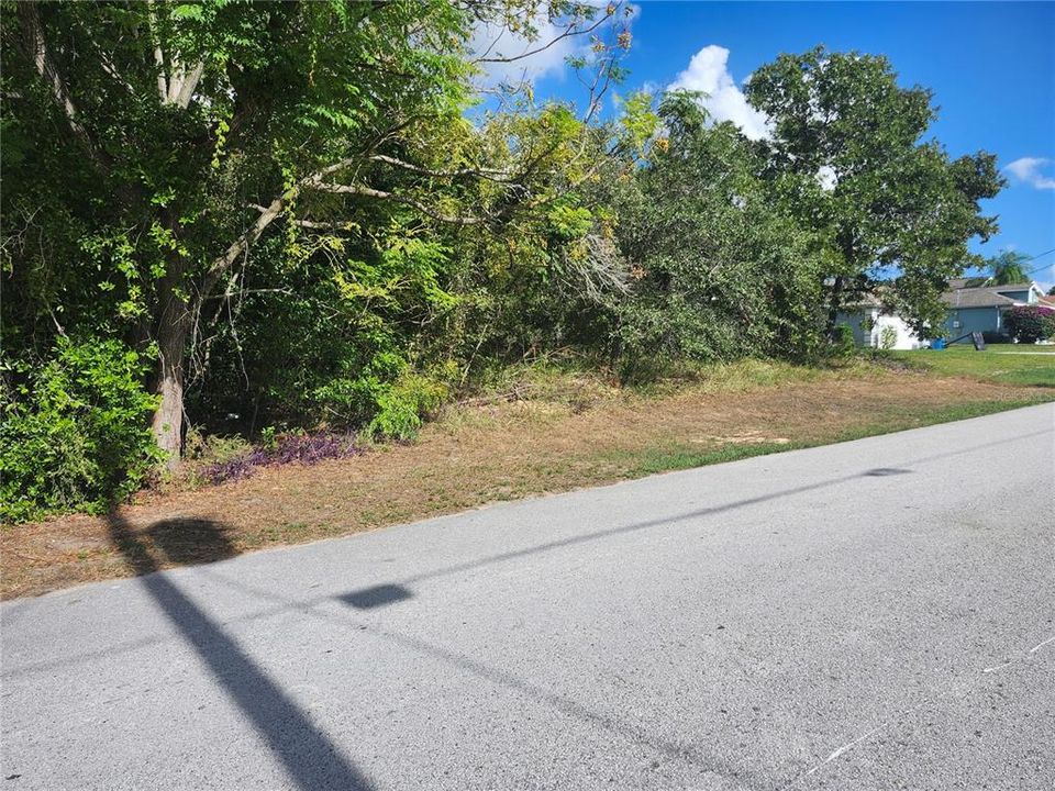 Active With Contract: $70,000 (0.23 acres)