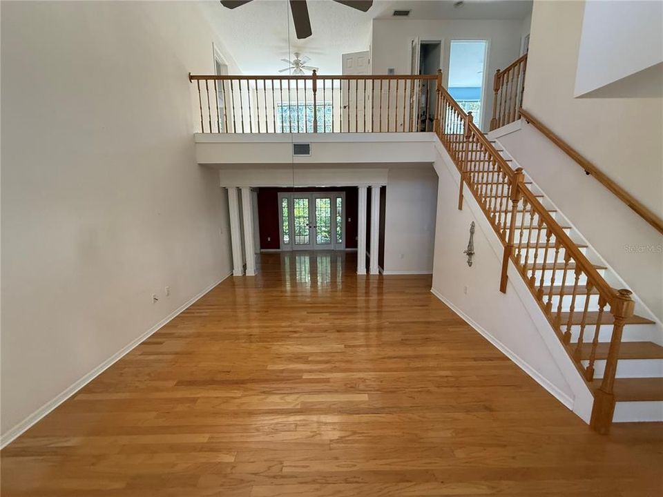 For Sale: $499,000 (3 beds, 2 baths, 2044 Square Feet)