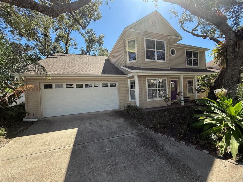 For Sale: $499,000 (3 beds, 2 baths, 2044 Square Feet)