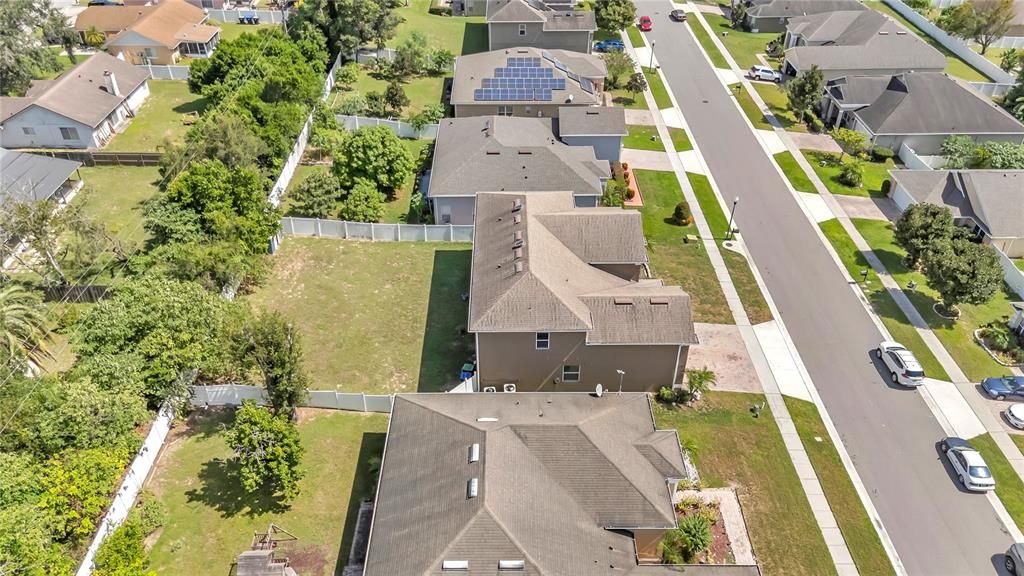 Active With Contract: $555,000 (6 beds, 3 baths, 3755 Square Feet)