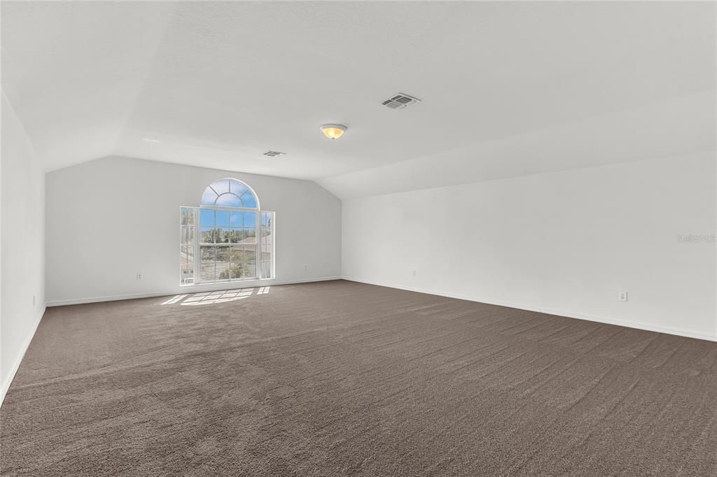 Active With Contract: $555,000 (6 beds, 3 baths, 3755 Square Feet)