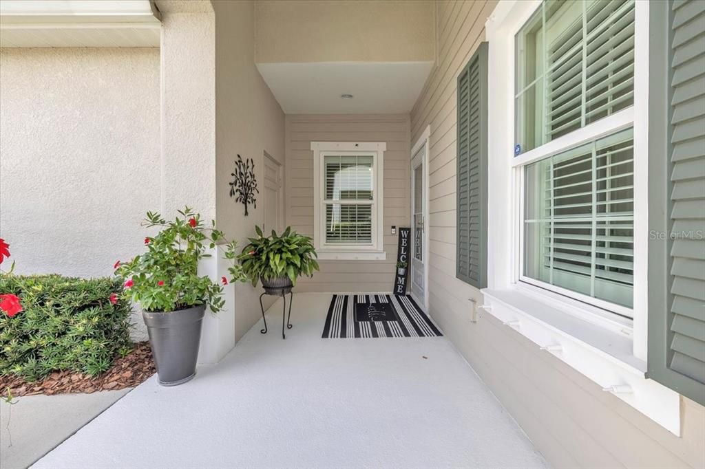 Под контрактом: $340,000 (2 спален, 2 ванн, 1525 Квадратных фут)