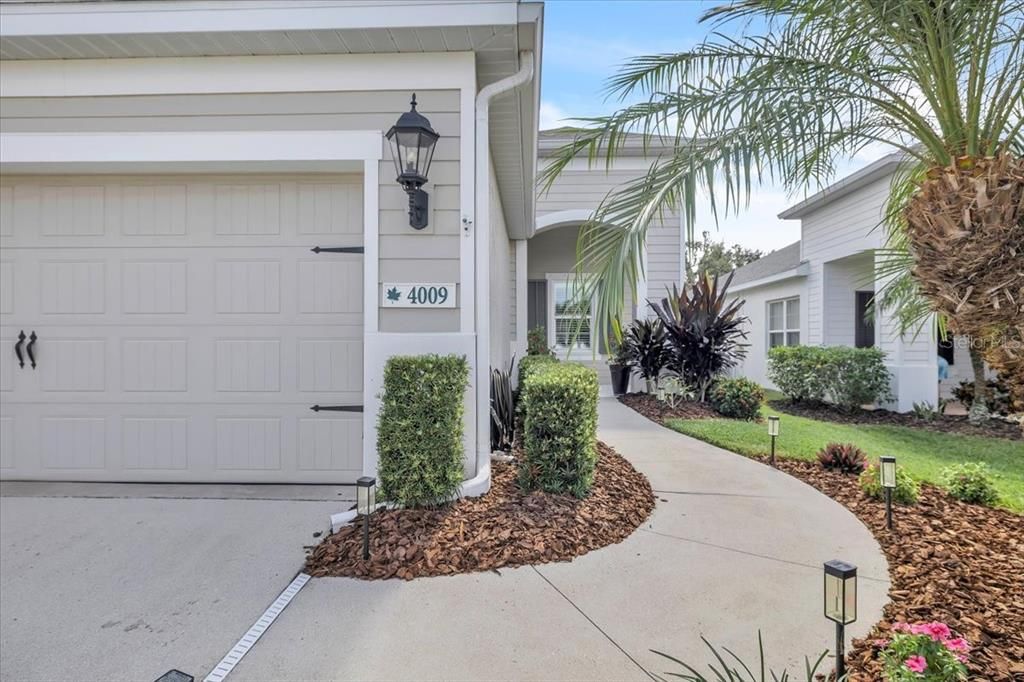 Под контрактом: $340,000 (2 спален, 2 ванн, 1525 Квадратных фут)