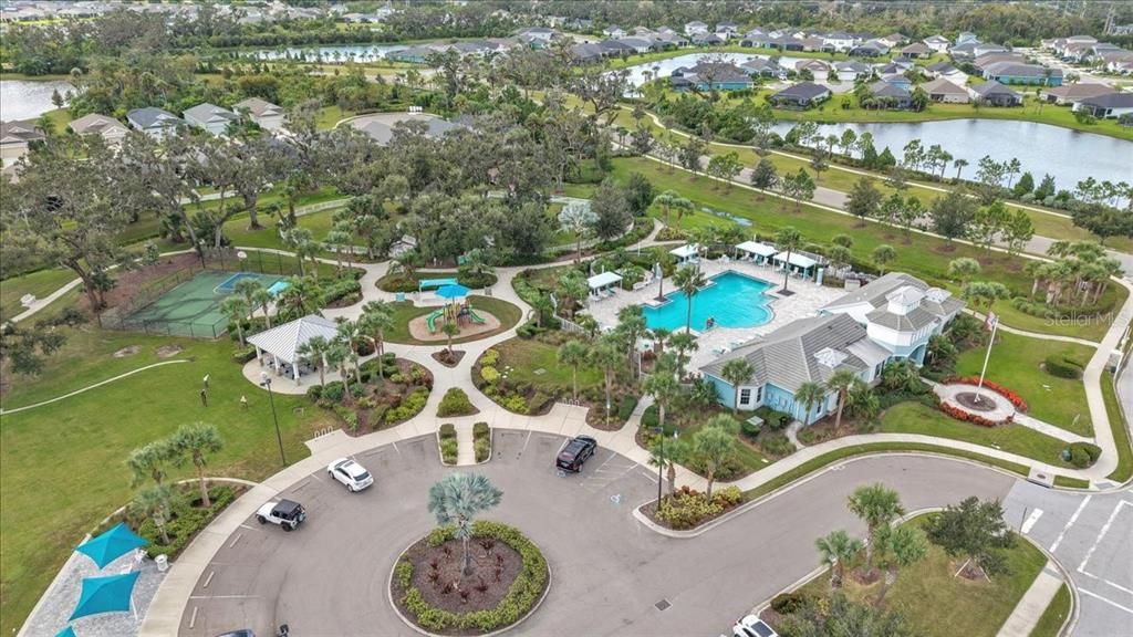 Под контрактом: $340,000 (2 спален, 2 ванн, 1525 Квадратных фут)