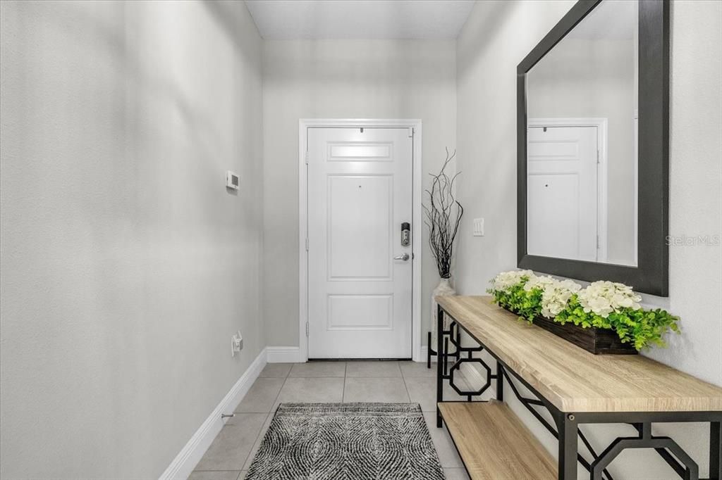 Под контрактом: $340,000 (2 спален, 2 ванн, 1525 Квадратных фут)